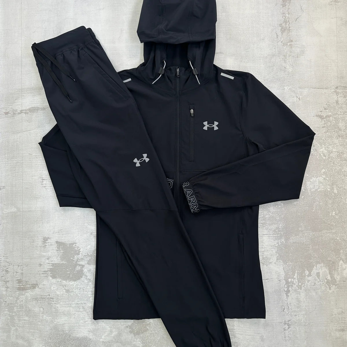 Under Armour Windbreaker